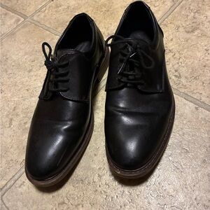 Hugo Vitelli Men's Dress Shoes
